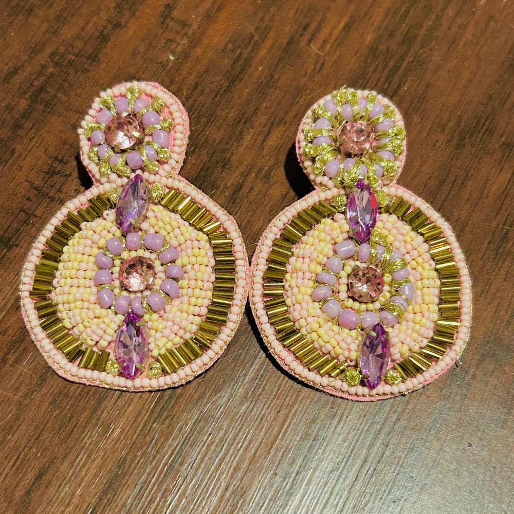 Large part 3-inch post earrings 🎉🎉🎉
